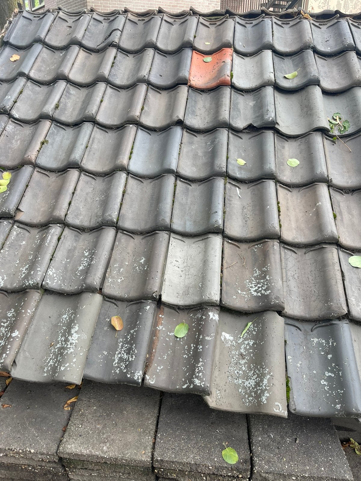 Dakpannen  160 stuks, Ophalen, Zo goed als nieuw, Blauw, Overige materialen