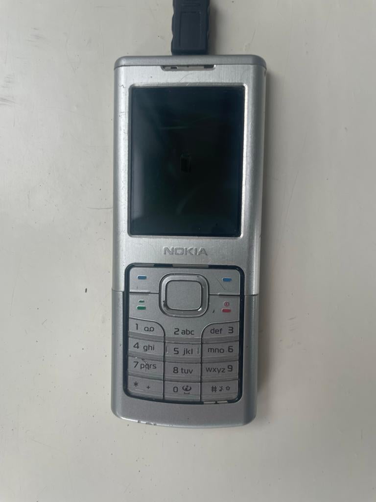 Nokia 6500 c Zilvergrijs - Iconisch Gebruikt Model, Gebruikt, Fysiek toetsenbord, Ophalen of Verzenden, Minder dan 3 megapixel