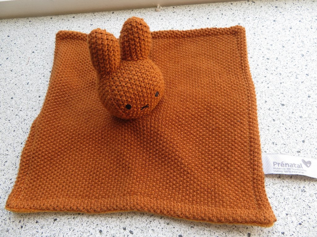 Knuffeldoek konijn Nijntje Miffy van Prénatal oranje bruin, Kinderen en Baby's, Speelgoed | Knuffels en Pluche, Prénatal, Konijn