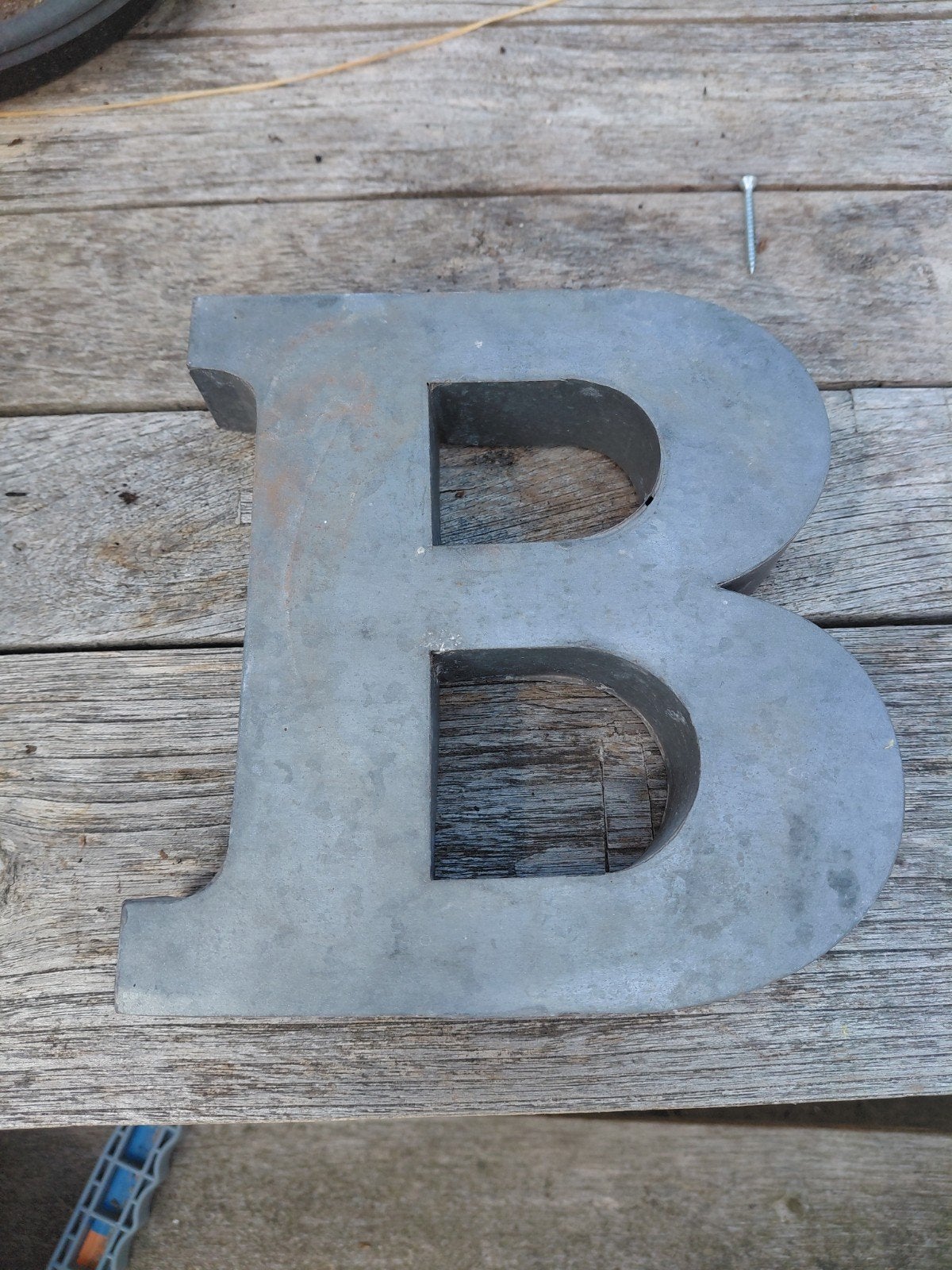 Zinken letter b, Ophalen, Gebruikt