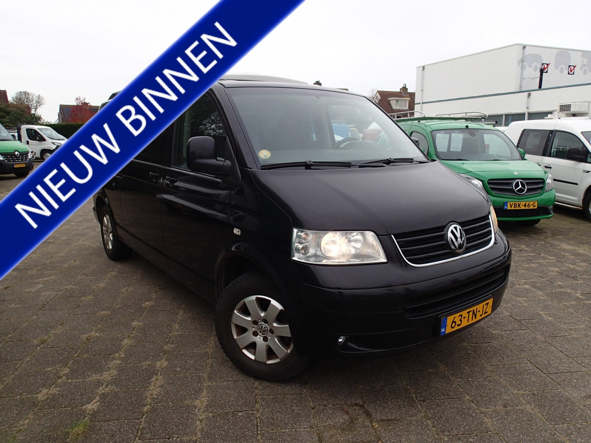 Volkswagen Transporter Kombi 2.5 TDI 340 Highline VOORZIEN V, Auto's, Voorwielaandrijving, Stof, Gebruikt, 8 stoelen