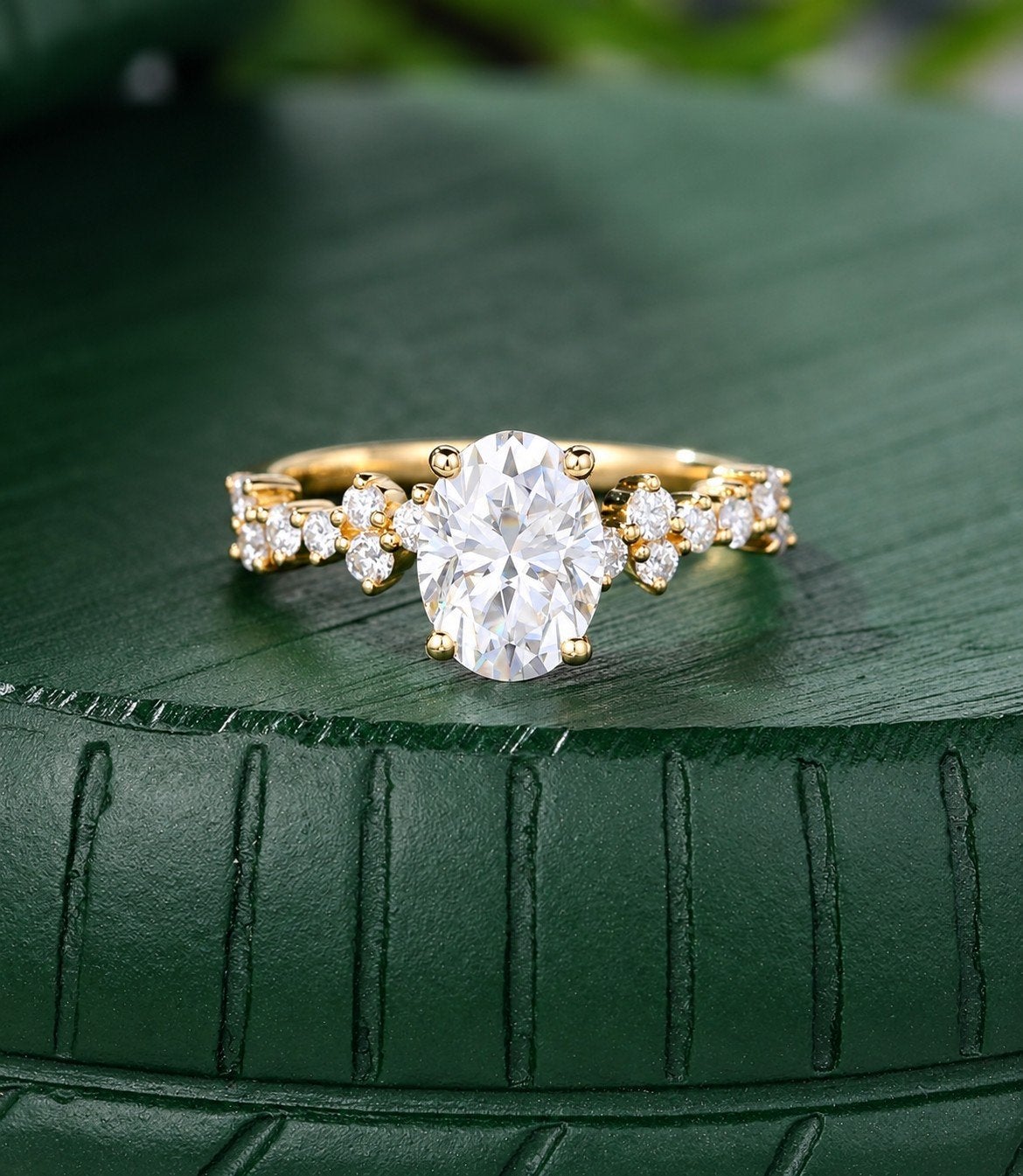 Prachtige 18k gouden ring met 1,5 karaat Moissaniet, Sieraden, Tassen en Uiterlijk, Gebruikt, Ophalen of Verzenden, Kleiner dan 17