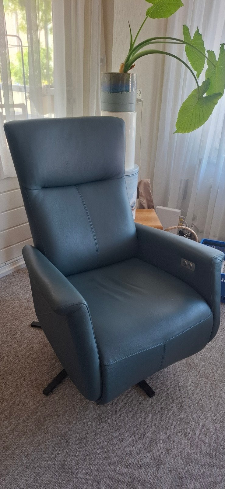 Prominent Toscana Relax Sta-op Stoel - Extra Small, Whale, Ophalen, Blauw, Leer, Zo goed als nieuw