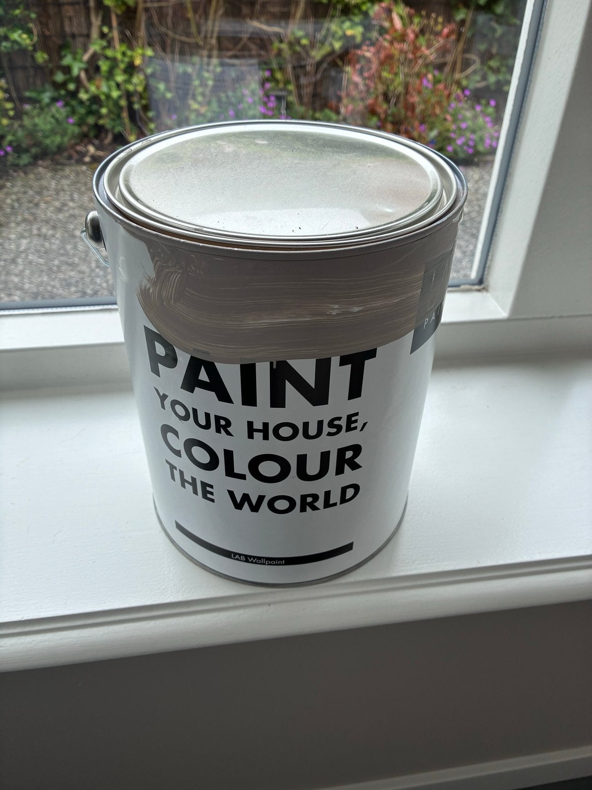 LAB Wallpaint - Limited Mocha NO. 4 verf, Doe-het-zelf en Verbouw, Schildersmaterialen, Nieuw, Overige typen, Ophalen of Verzenden