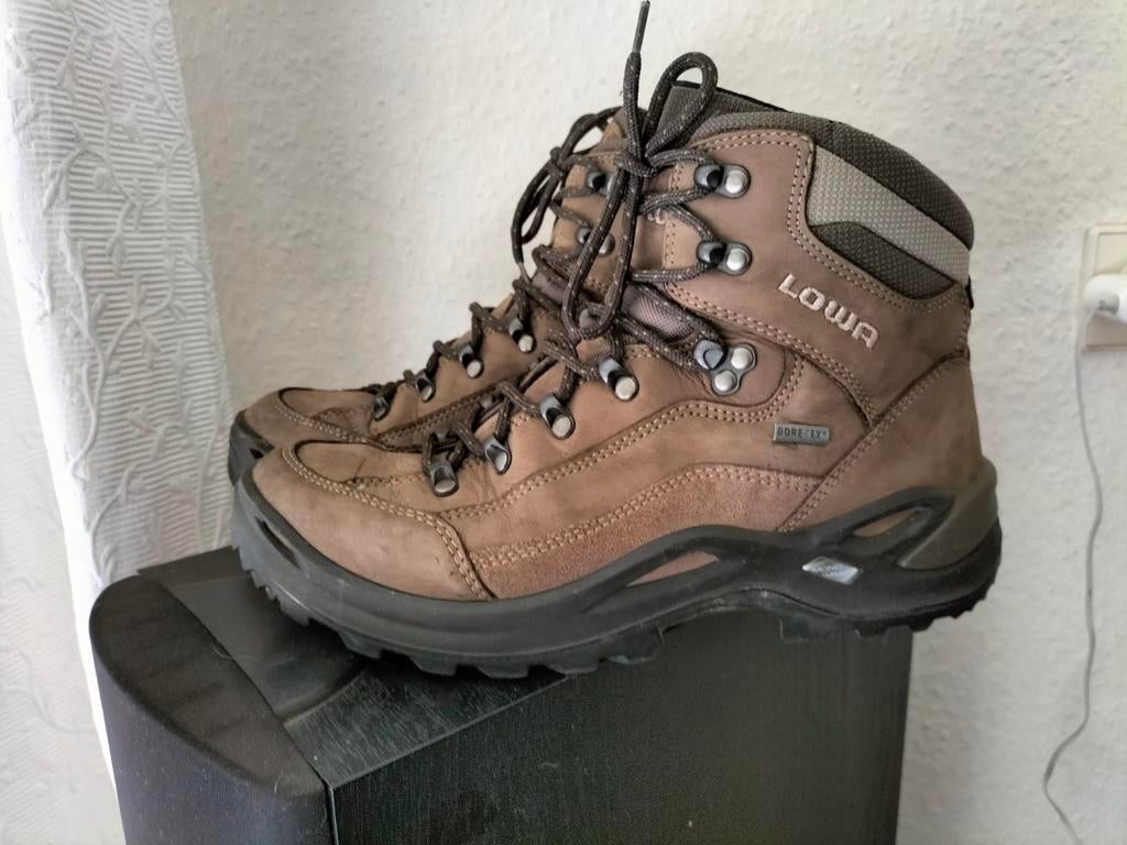 wandelschoenen Renegade van Lowa maat 7 / 41, Ophalen, Zo goed als nieuw, Schoenen