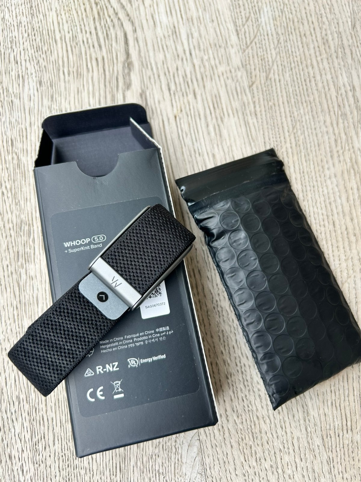 Nieuwe Whoop 5.0 met superknit bandje, Ophalen of Verzenden, Nieuw, Zwart, Android