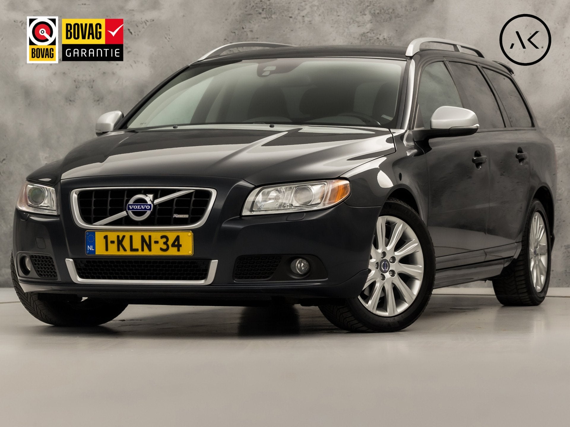 Volvo V70 1.6 T4 R-Design 179Pk Automaat (NAVIGATIE, LEDER,, Zwart, 4 cilinders, 179 pk, 1600 kg