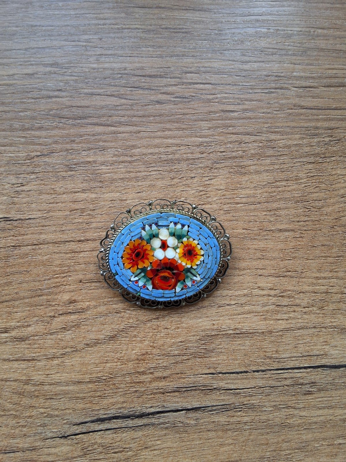 Prachtige vintage broche met bloemenmozaïek, Ophalen, Overige materialen, 4 tot 7 cm, Gebruikt