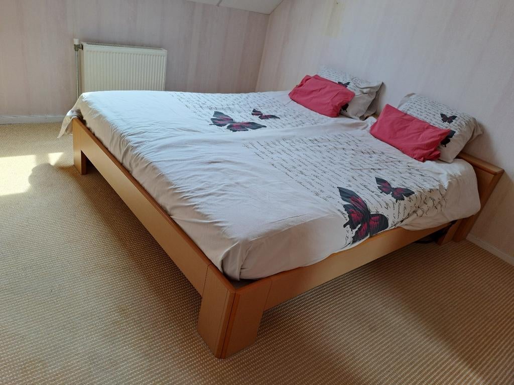 2-persoons elektrisch verstelbaar bed 180x200 met matrassen, Huis en Inrichting, Ophalen, Verstelbaar, Tweepersoons, 180 cm