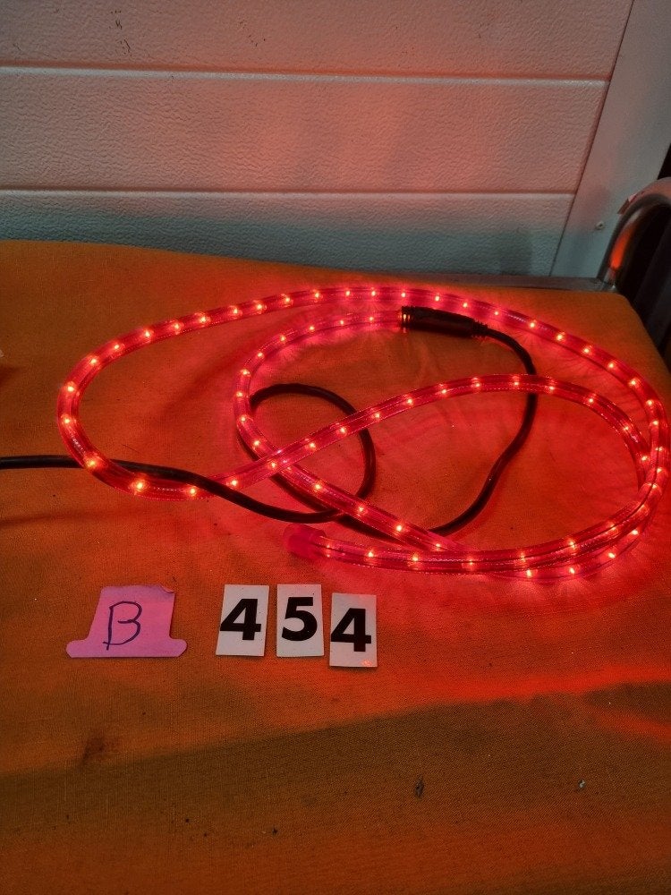 lichtslang rood 2 meter [b454], Ophalen of Verzenden, 'T Olde Gre-j, Info@toldegrej.nl, Endepoelstraat 20f Didam