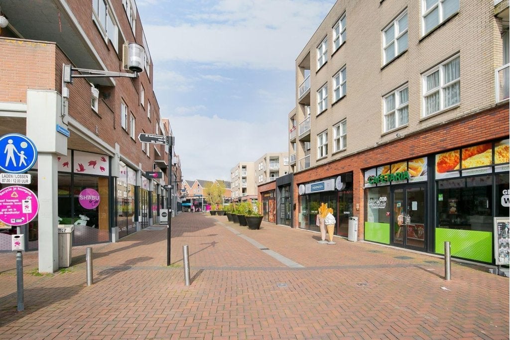 NIEUW! Woonruimte te huur H. de Lintweg, Spijkenisse
