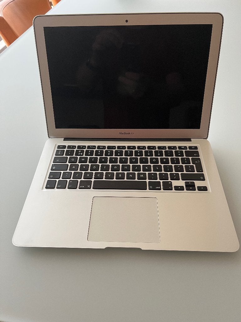 nette macbook air 13"  2017, Computers en Software, Apple Macbooks, Ophalen, 256 GB, Qwerty, 8 GB
