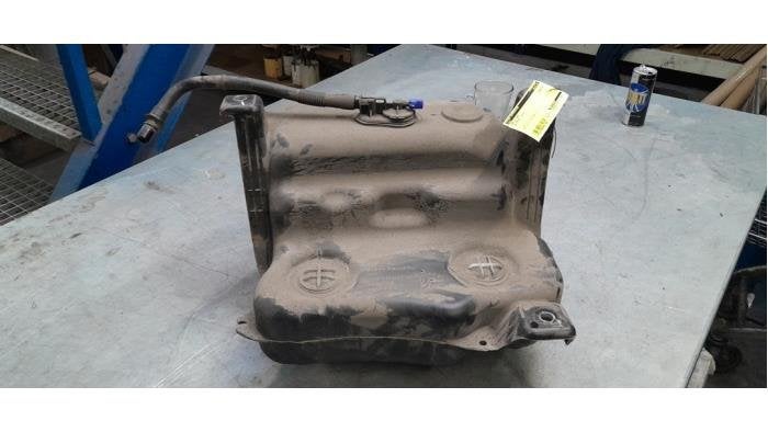 Adblue tank van een Volkswagen Passat, Gebruikt, -, Volkswagen, -