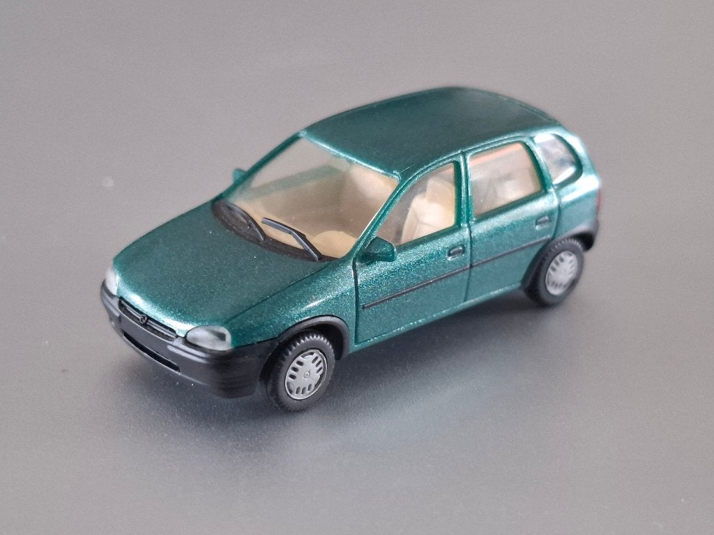 1:87 Opel Corsa B 5-deurs Herpa € 5,5, Hobby en Vrije tijd, Verzenden, Zo goed als nieuw, Auto, Herpa