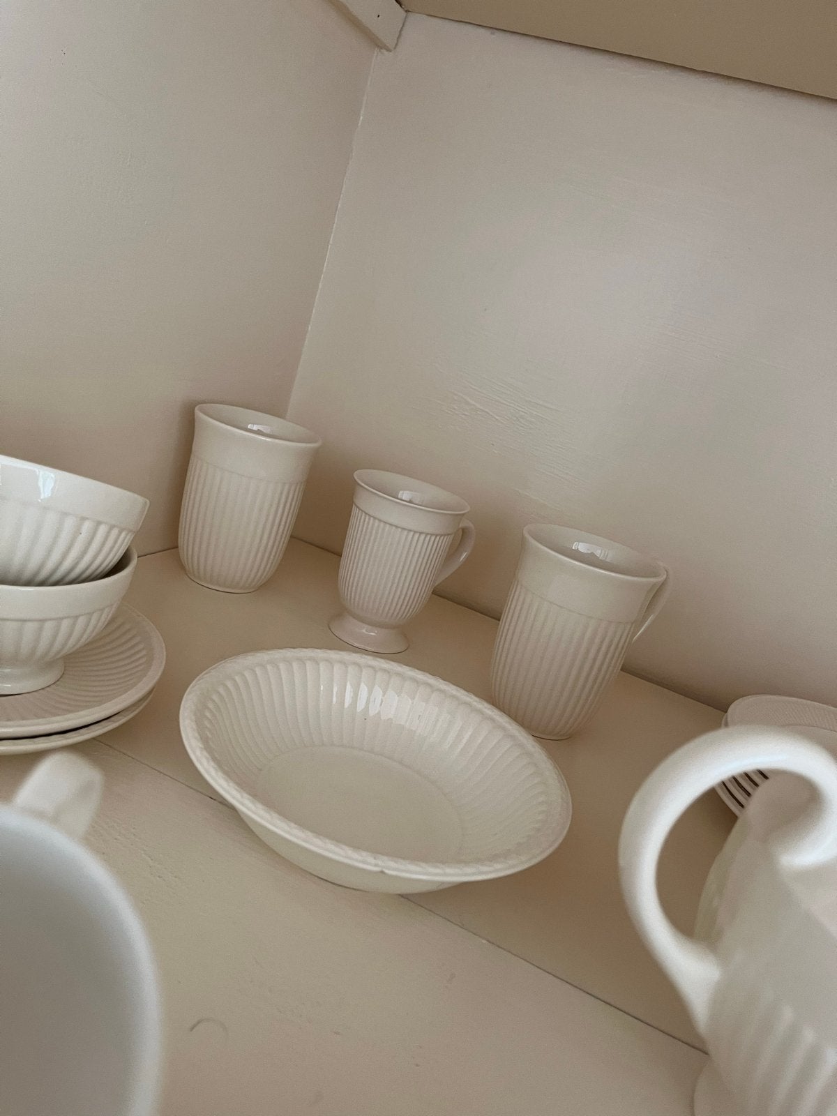 Wedgwood Edme servies set - Crèmekleurig porselein, Ophalen