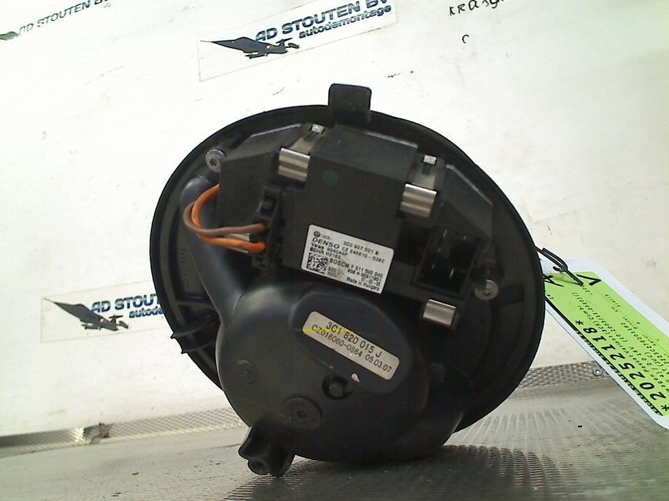 Kachel Ventilatormotor Passat Variant (3C5) 2007, Gebruikt, Volkswagen, Volkswagen AG, Kundenbetreuung@volkswagen.de