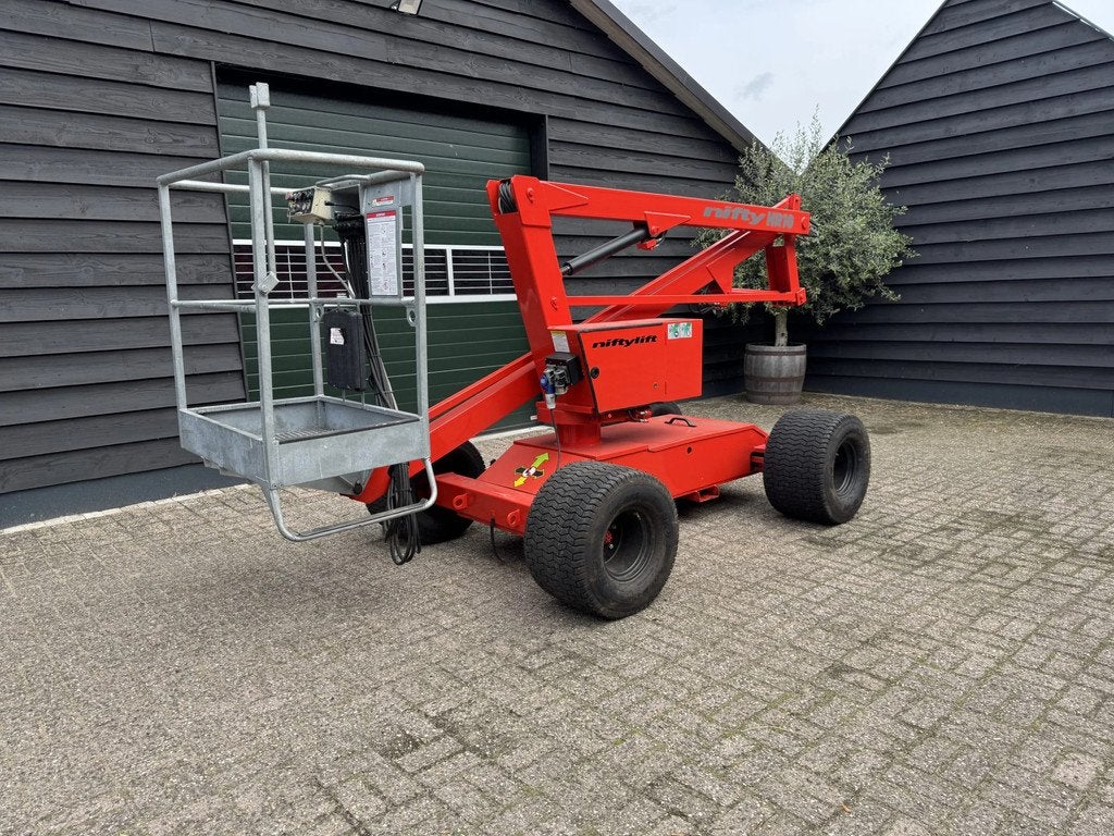 Niftylift HR10E knikarmhoogwerker (bj 2000)