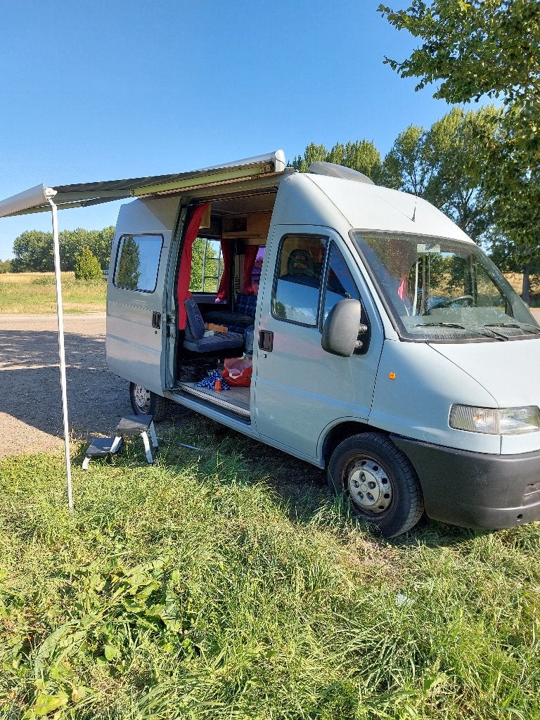 Peugeot Boxer Buscamper 2. LITER MOTOR RUIL AUTO .BENZINE., Overige merken, Chemisch toilet, Luifel, Reservewiel