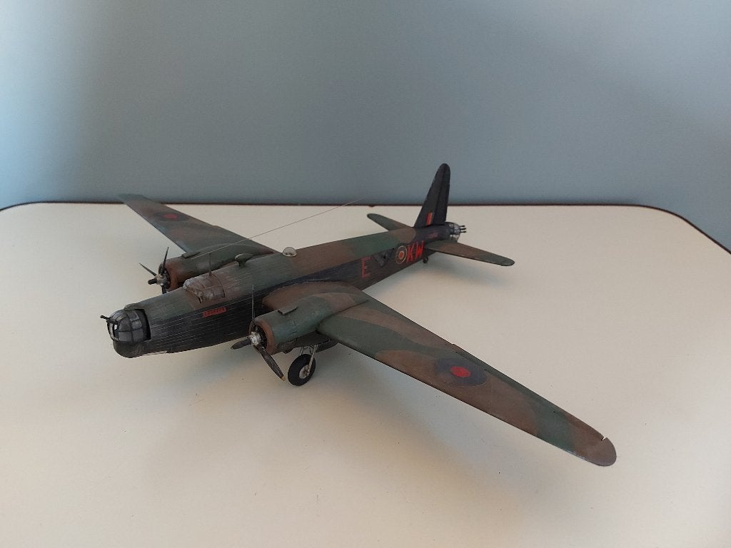 Plastic model Vickers Wellington B.III schaal 1/72 (M36), Ophalen of Verzenden, Gebruikt, Schaalmodel