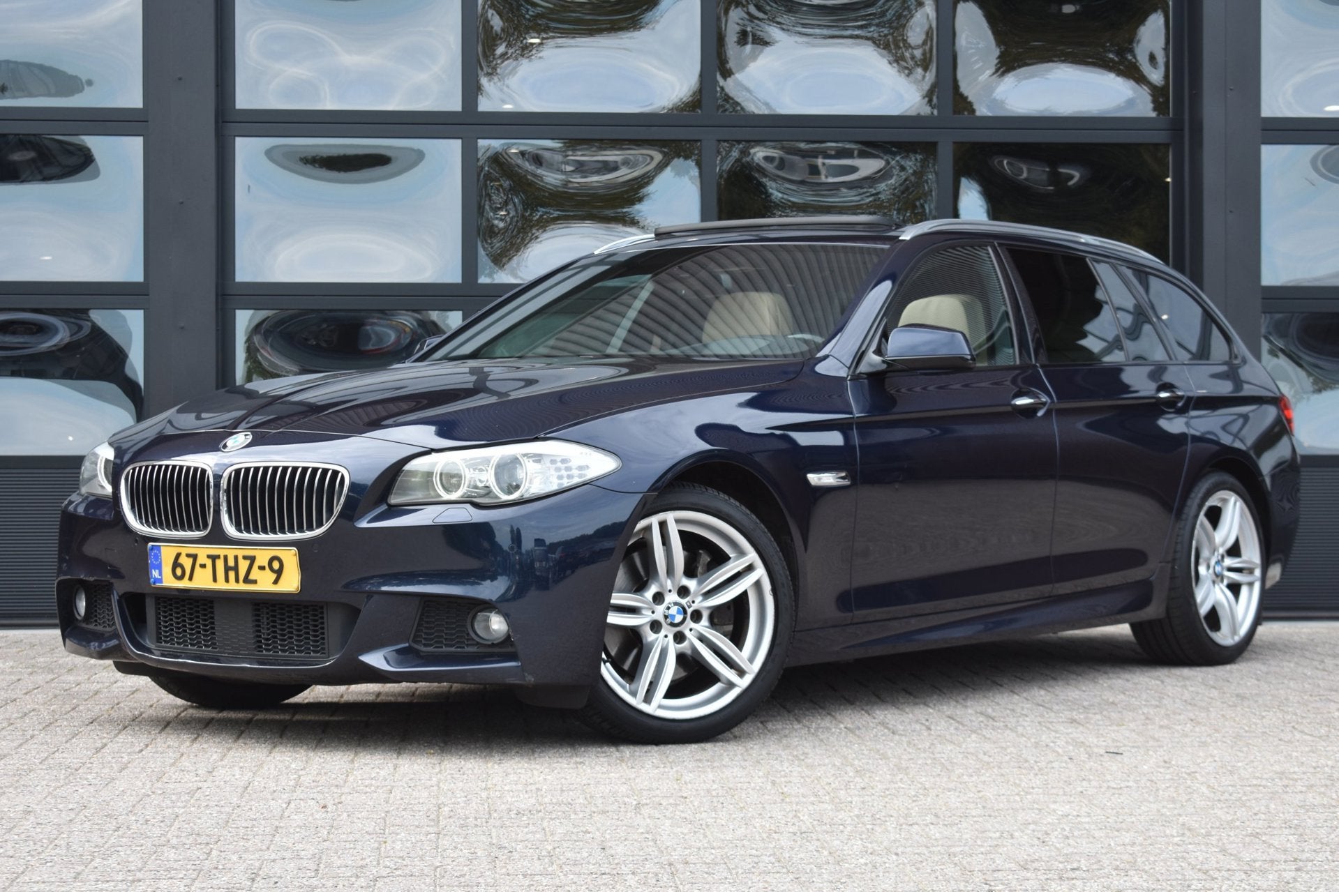 BMW 5-serie Touring 535d High Executive '11 Xenon Pano Clima, Automaat, Euro 5, Achterwielaandrijving, Gebruikt