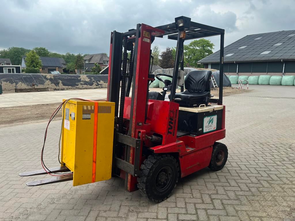 Elektrische heftruck 1,5 ton 3 meter mast, Zakelijke goederen, Machines en Bouw | Heftrucks en Intern transport, 1000 tot 2000 kg