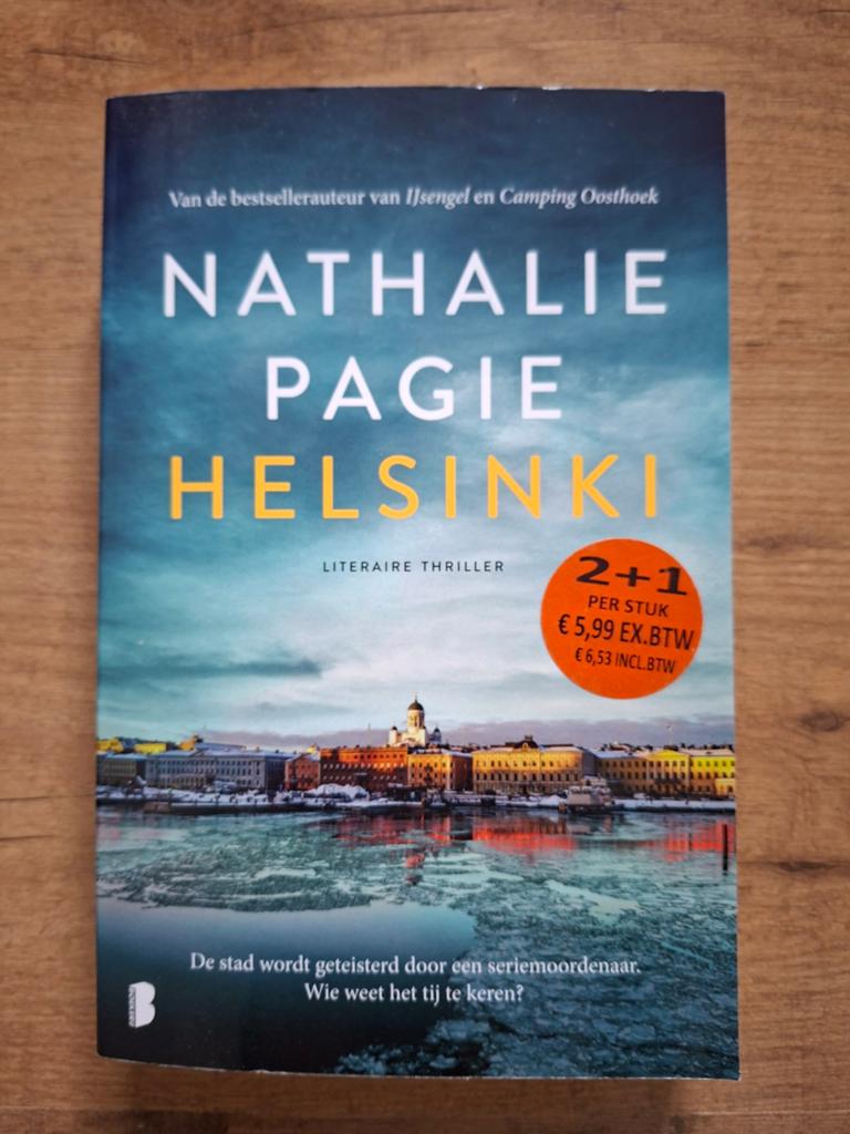 Nathalie Pagie - Helsinki (Literaire Thriller), Boeken, Thrillers, Gelezen, Europa overig, Ophalen of Verzenden