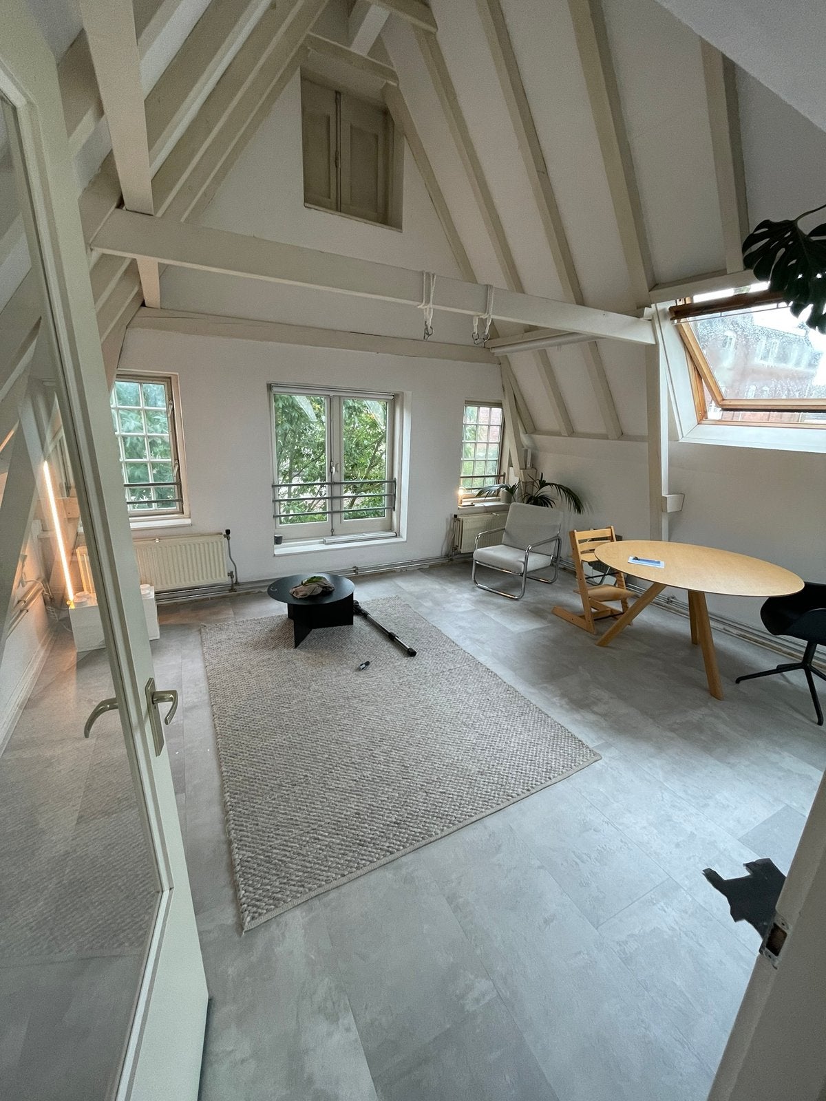 Quick Step laminaat betonlook 40m2 tegel 5491 + ondervloer, Ophalen, 50 tot 150 cm, Zo goed als nieuw, 10 m² of meer