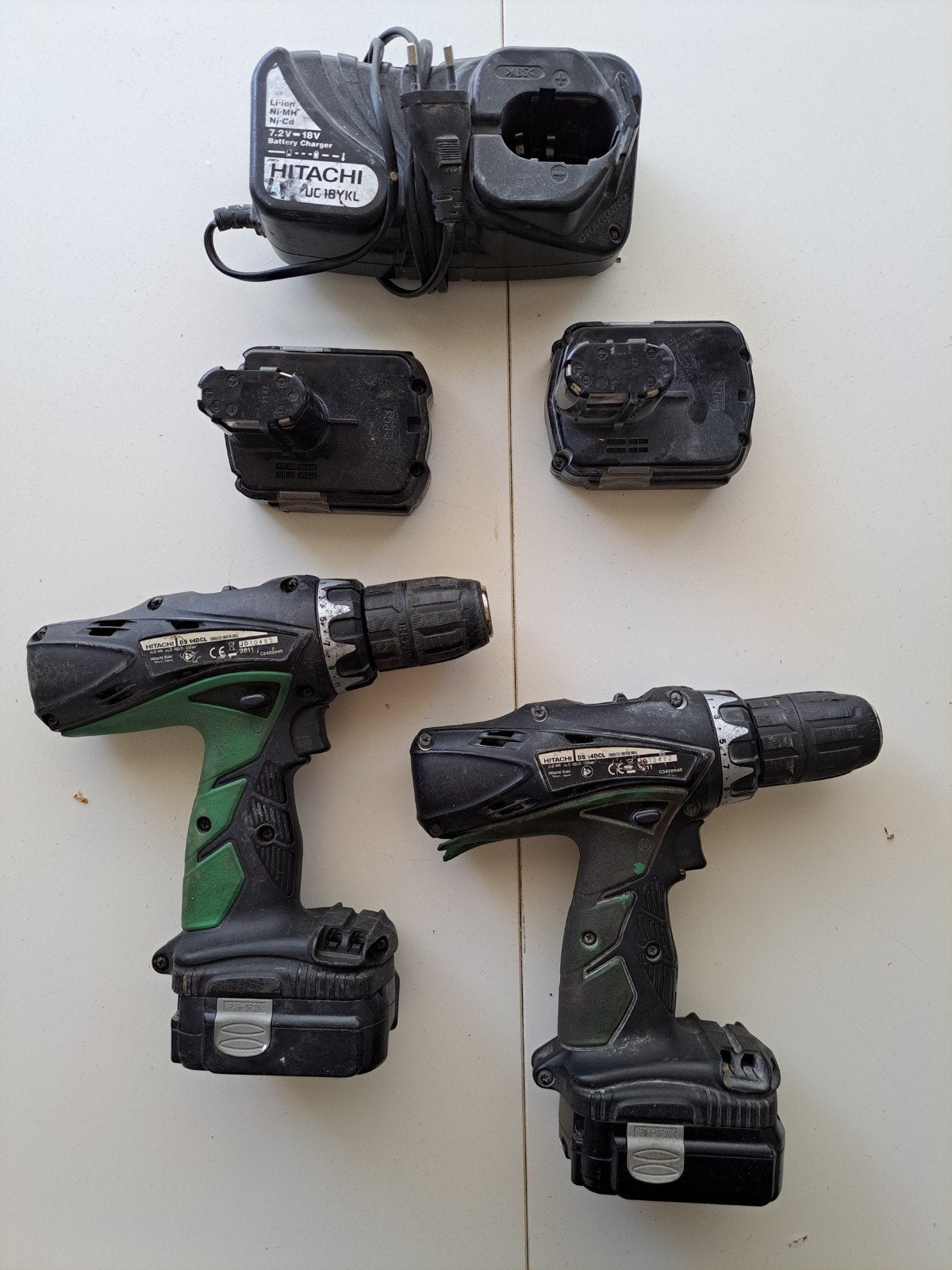 Accuboormachine Hitachi 14,4V, Ophalen, Gebruikt, Minder dan 400 watt, Boor- en Schroefmachine
