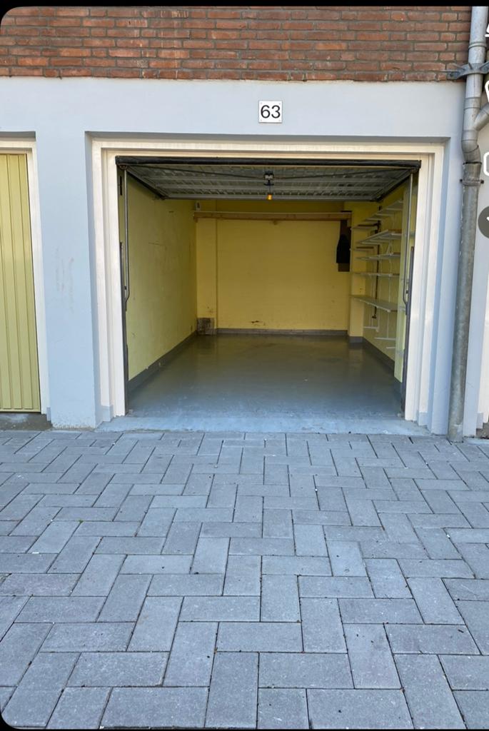 Garagebox TE HUUR in Amsterdam Plein 40-45, Huizen en Kamers, Garages en Parkeerplaatsen, Amsterdam