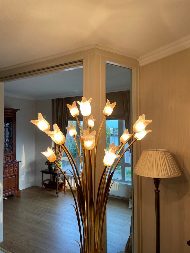 Elegante bloemenlamp met glazen kelken, Ophalen, Zo goed als nieuw, Glas, 150 tot 200 cm
