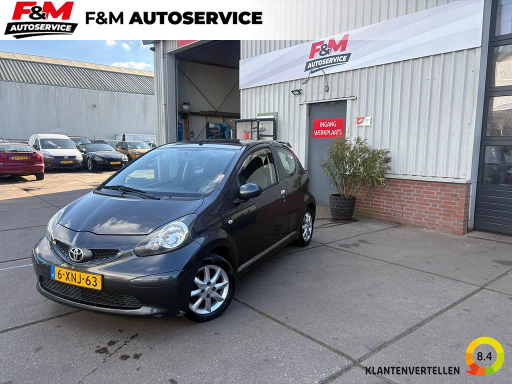 Toyota Aygo 1.0-12V Access Airco, Voorwielaandrijving, Euro 5, Stof, Gebruikt