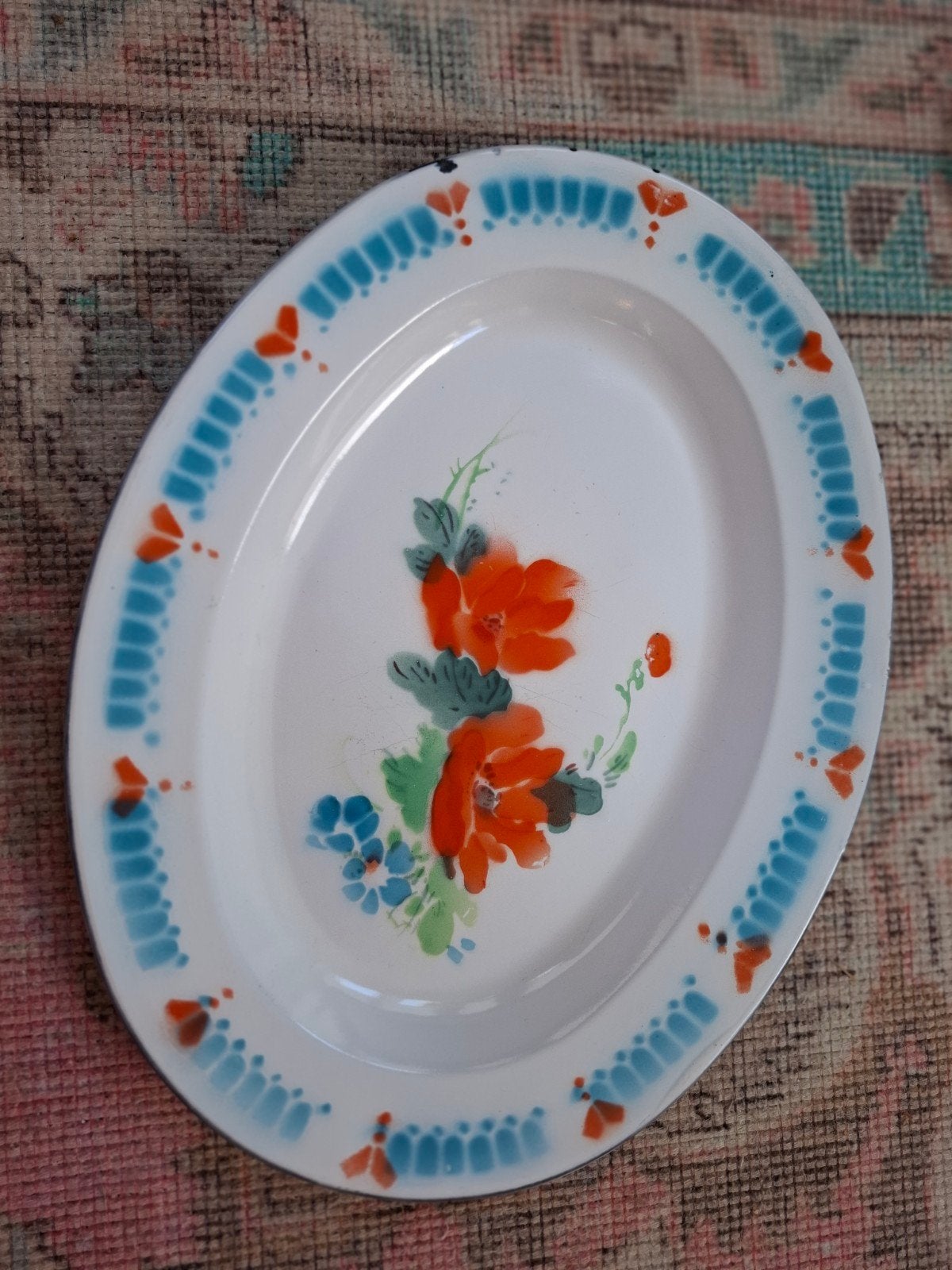 Vintage geëmailleerde ovale schaal met bloemmotief, Antiek en Kunst, Ophalen of Verzenden