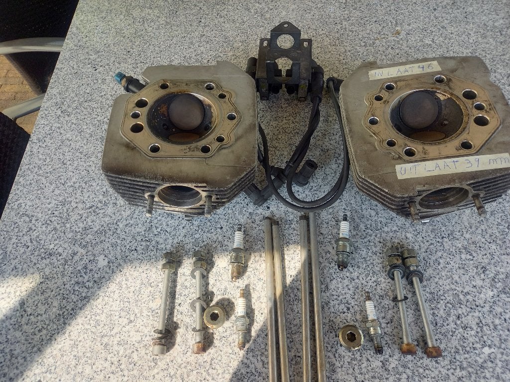 moto guzzi twinspark cilinderkoppen  hoge karterpan en tstuk, Motoren, Ophalen of Verzenden, Gebruikt
