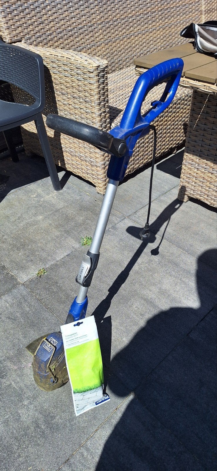 elektrische grastrimmer met draad, Ophalen, Gebruikt, 10 tot 30 cm, Elektrisch
