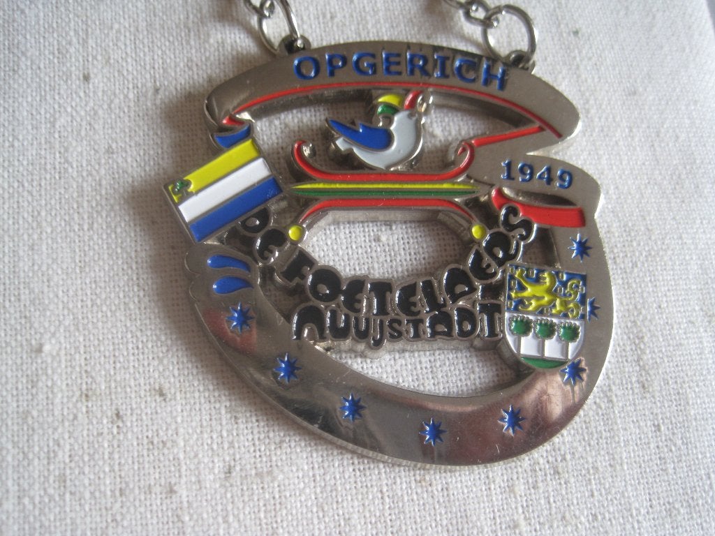 carnavals medaille de fouteleare nieuwstad, Ophalen of Verzenden, Overige materialen