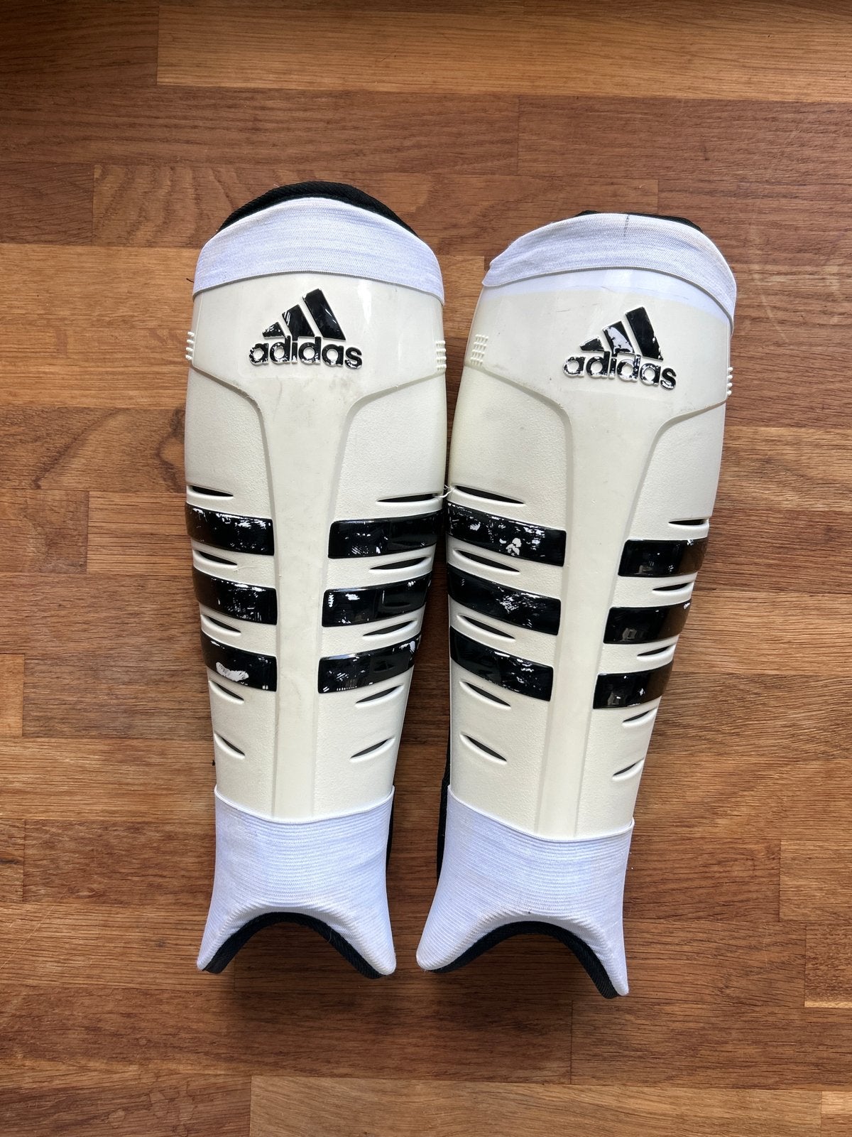 Adidas Hockey Scheenbeschermers Maat L, Sport en Fitness, Ophalen, Gebruikt, Overige typen