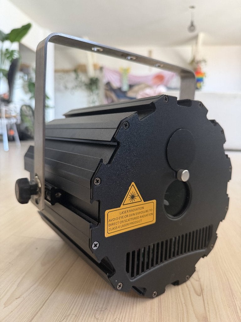 2x 3W RGB show laser + helios DACs + evt korte cursus, Ophalen, Zo goed als nieuw, Laser, Kleur
