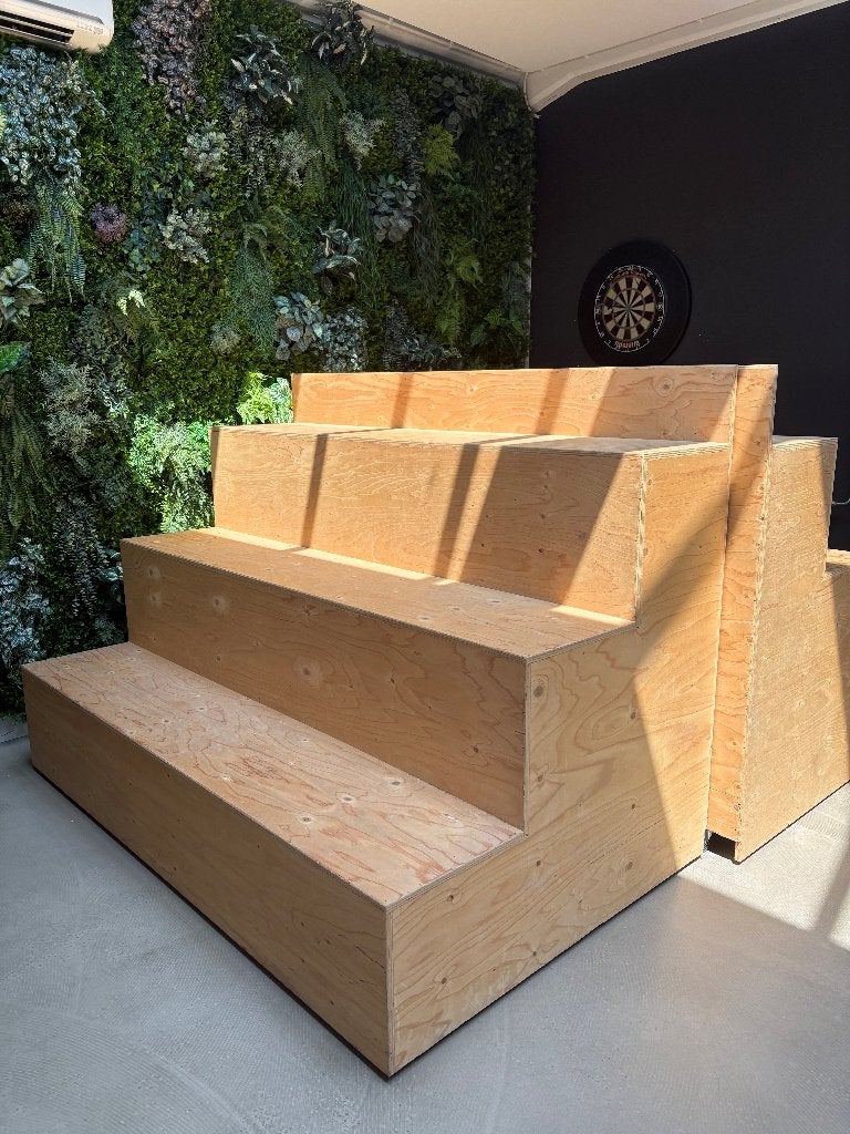 2x Tribunebank, Ophalen, Gebruikt, Hout
