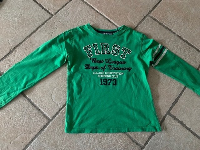 Groene shirt lange mouwen maat 128/134, Ophalen of Verzenden, Gebruikt, Jongen of Meisje, Overige typen