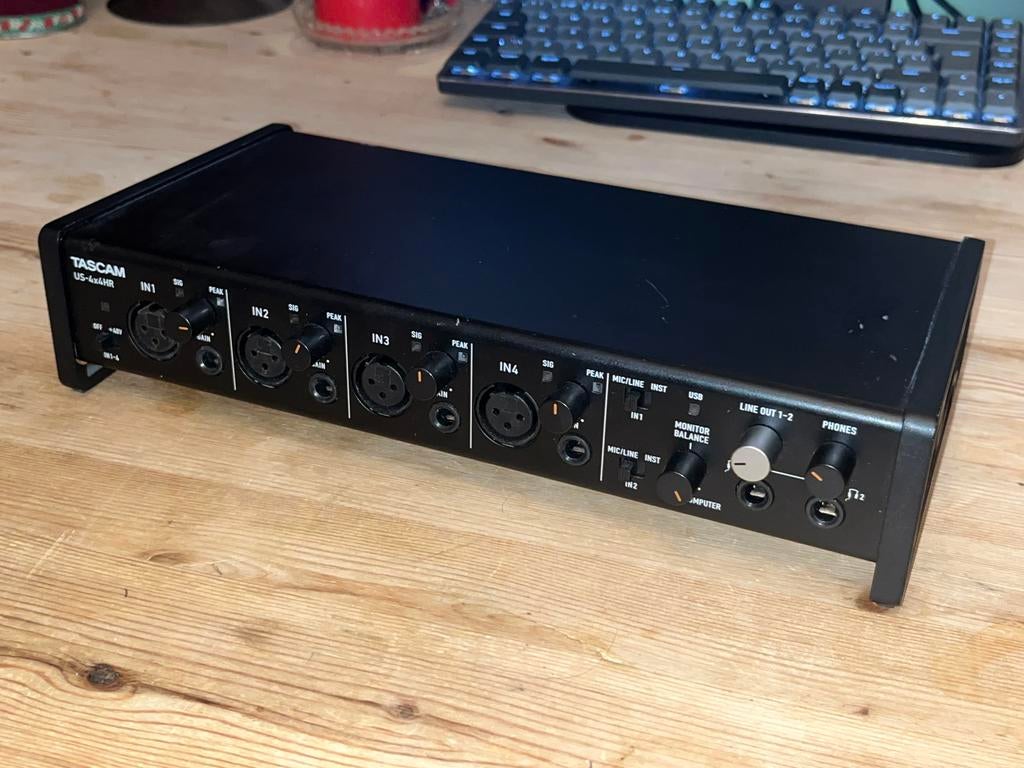 Tascam US-4x4HR audio interface, Muziek en Instrumenten, Ophalen of Verzenden, Zo goed als nieuw