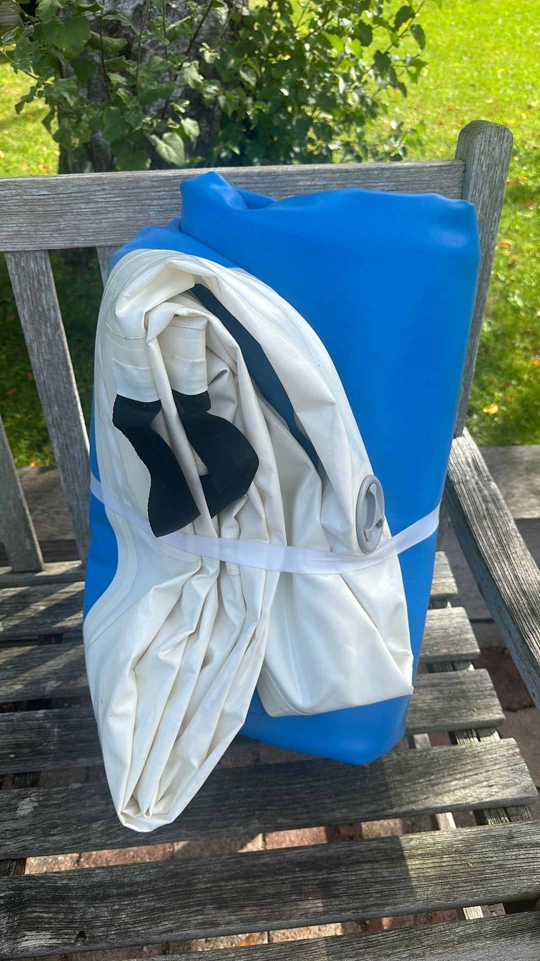 Blauwe Airtrack 4 bij 1 meter 20 cm hoog, Sport en Fitness, Ophalen, Groter dan maat 42, Zo goed als nieuw, Blauw