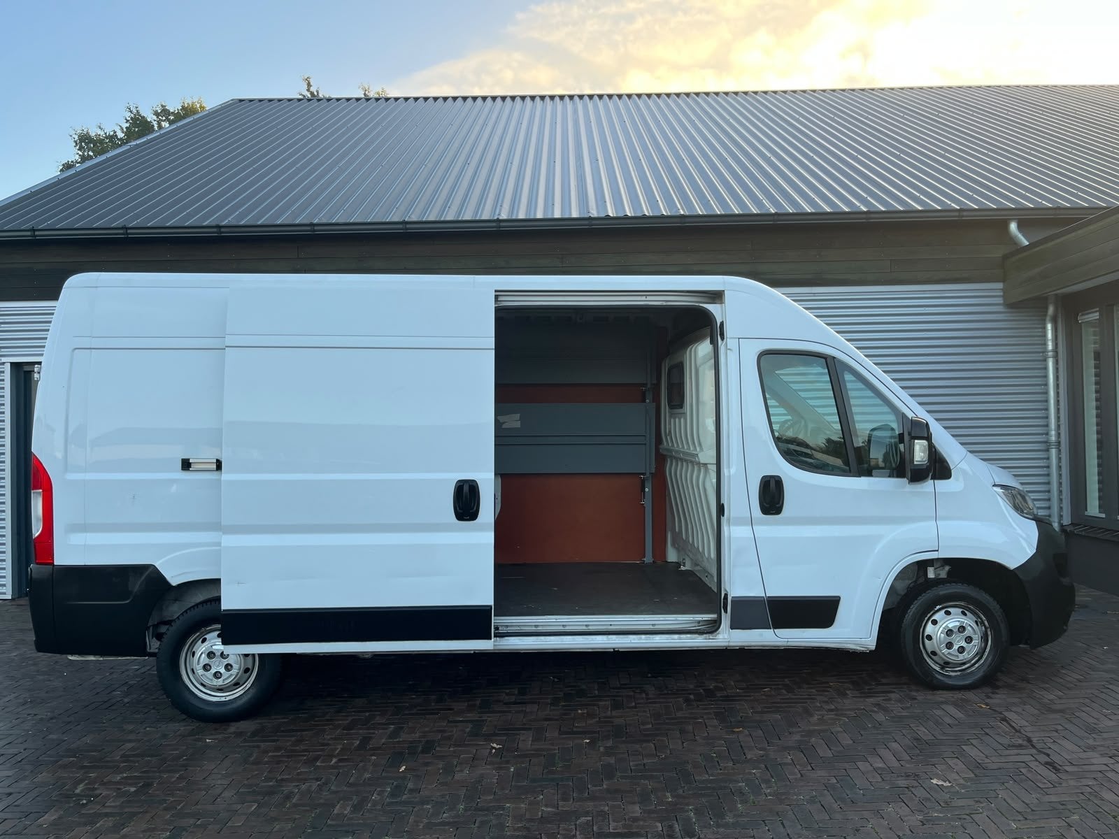 Opel Movano 2.2D 120 L3H2 Edition (bj 2022), Auto's, Voorwielaandrijving, Dealer onderhouden, Stof, Gebruikt