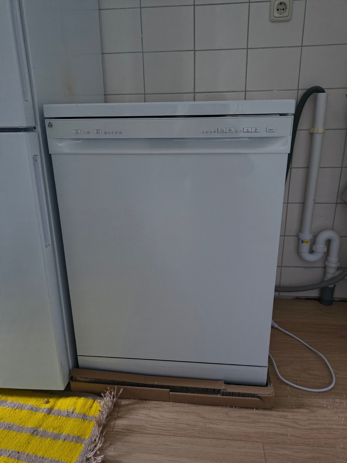 Vaatwasmachine nieuw Ikea vrijstaand, Witgoed en Apparatuur, Ophalen, Nieuw, Vrijstaand, Minder dan 85 cm