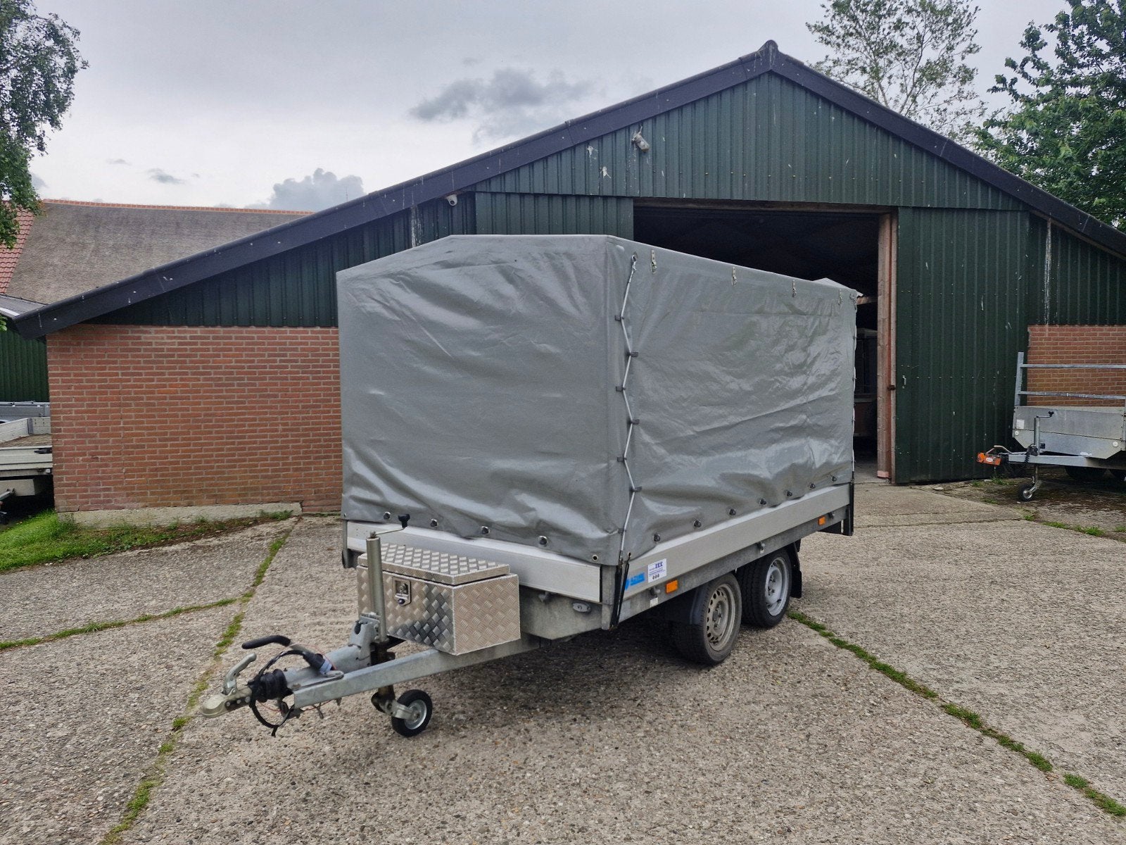 Hapert aanhangwagen met huif 2700kg, Ophalen, -, -, Hapert