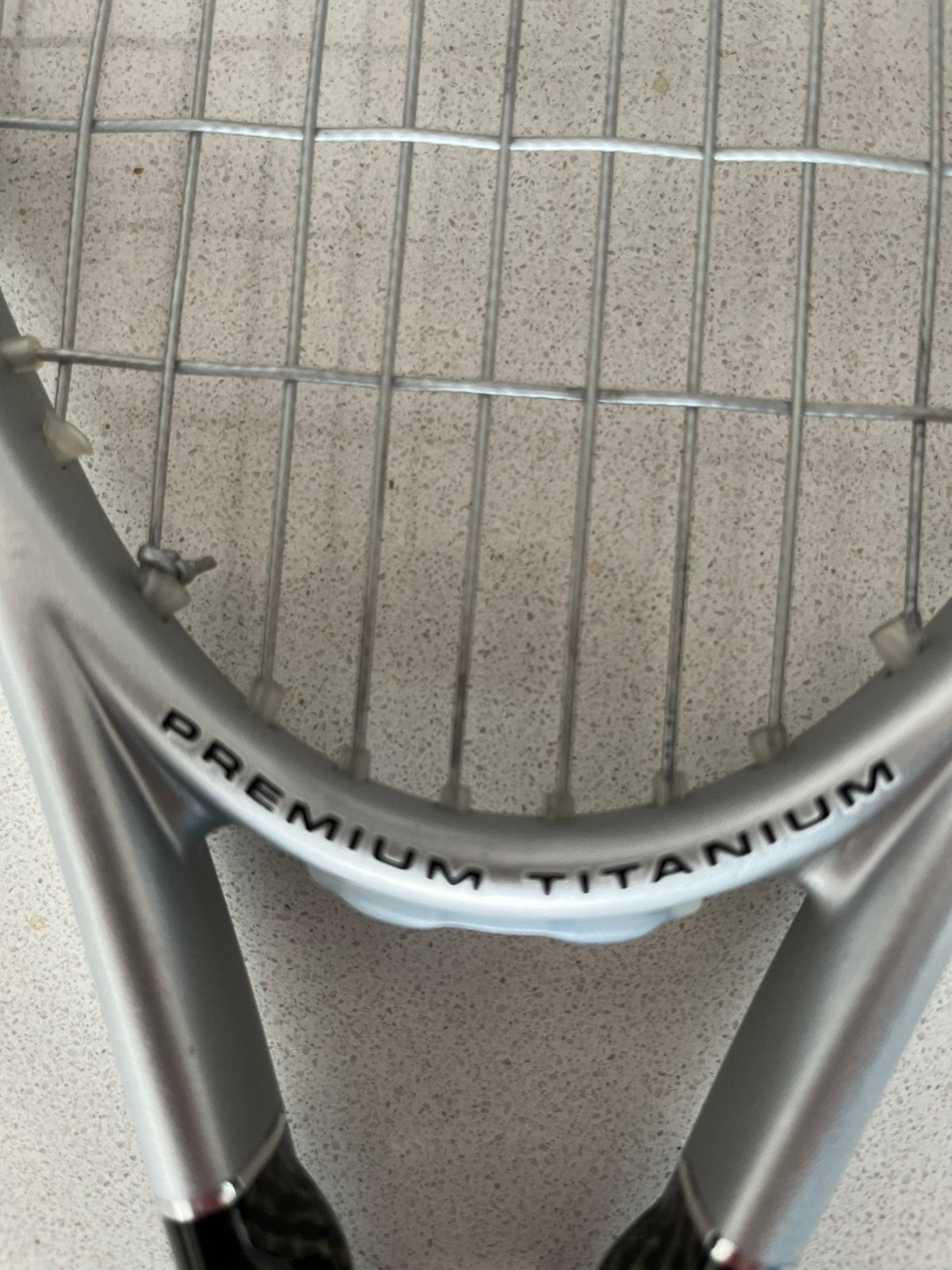 Dunlop Max Titanium squashracket met hoes en draagriem, Sport en Fitness, Squash, Ophalen of Verzenden, Gebruikt, Met hoes