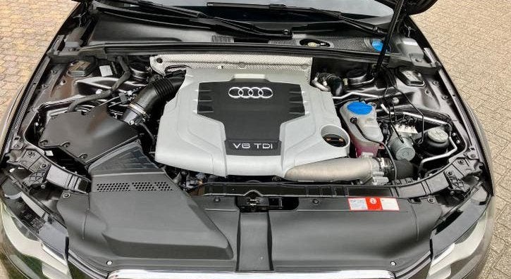 Audi A4 3.0 TDI Quattro S-tronic Vol, Automaat, A4, 14 km/l, Stationwagon