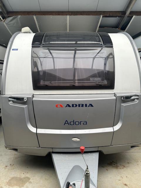 Adria Adora 512UP 50year edition PRIJSVERLAGING 20.500€, Caravans en Kamperen, Caravans, Particulier, tot en met 4, 1250 - 1500 kg