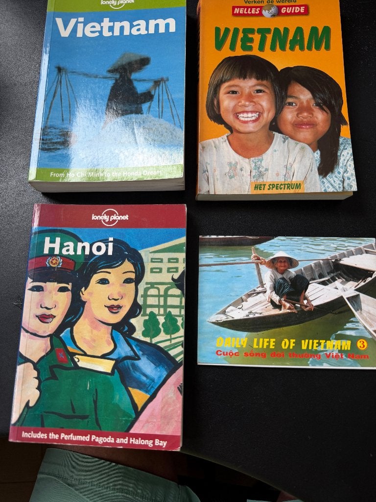 Reisgidsen Vietnam, Overige merken, Ophalen of Verzenden, Zo goed als nieuw, Reisgids of -boek
