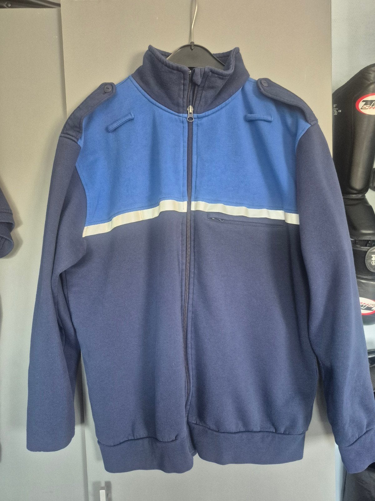 HTV kledingpakket jas, broek, polo en T-shirt, Kleding | Heren, Broeken en Pantalons, Ophalen, Maat 52/54 (L), Onbekend, Blauw