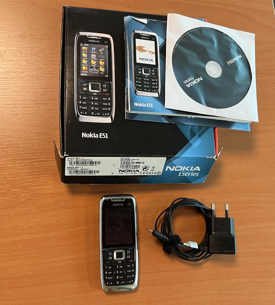 Nokia E51 , defect, Ophalen of Verzenden, Niet werkend, Geen camera, Zwart